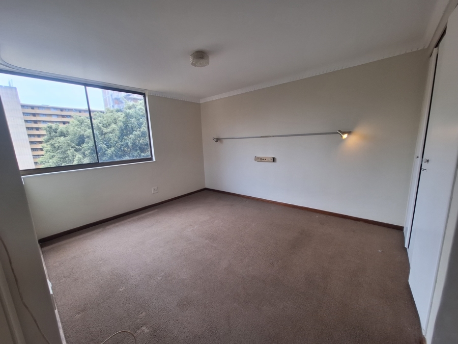 2 Bedroom Property for Sale in Pretoria Central Gauteng