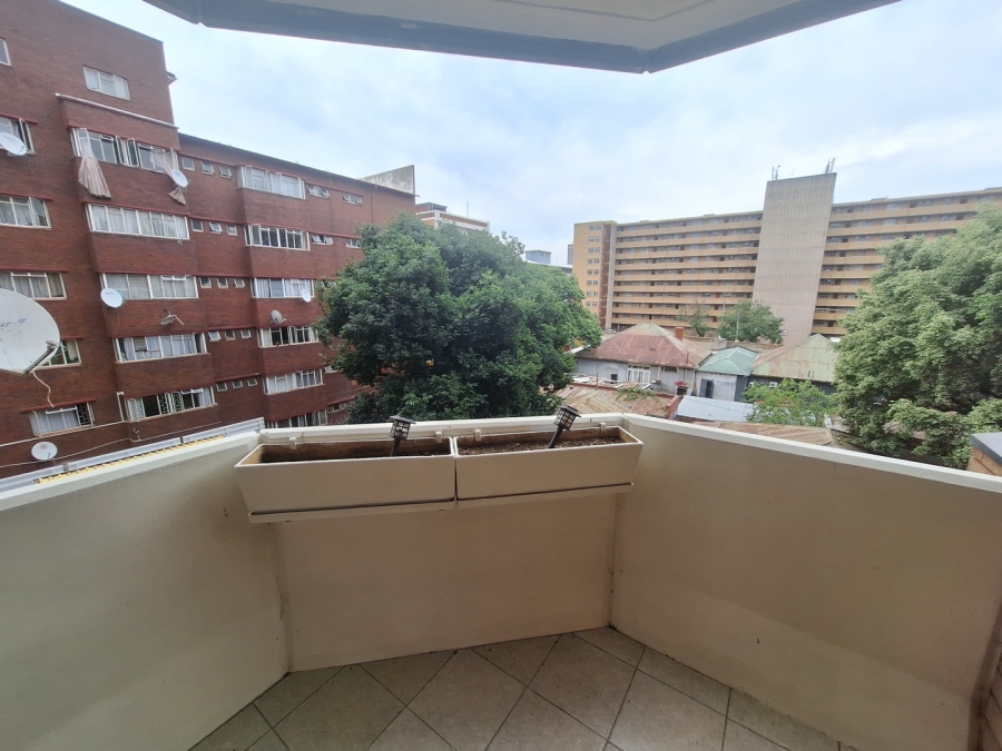 2 Bedroom Property for Sale in Pretoria Central Gauteng