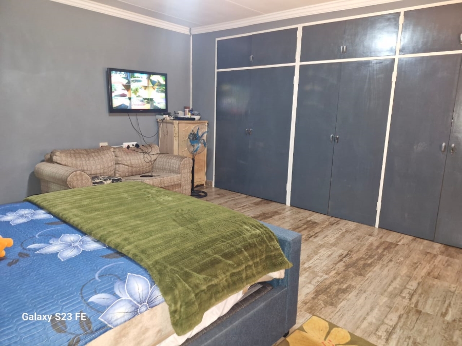 Commercial Property for Sale in Kameeldrift West Gauteng
