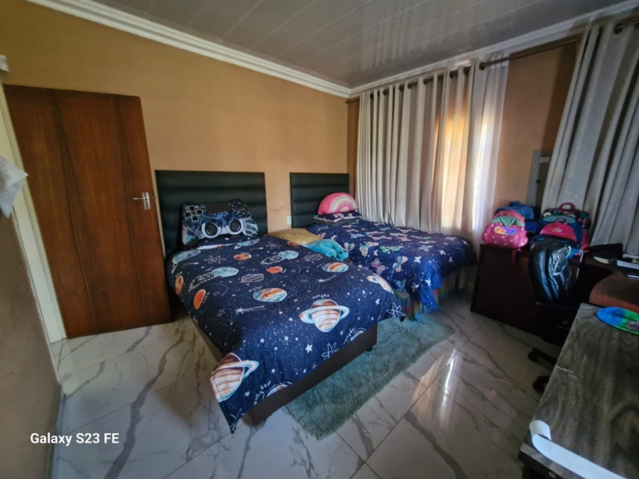 Commercial Property for Sale in Kameeldrift West Gauteng