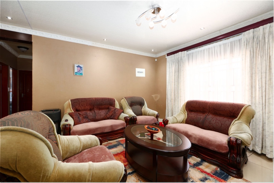 3 Bedroom Property for Sale in Clayville East Gauteng