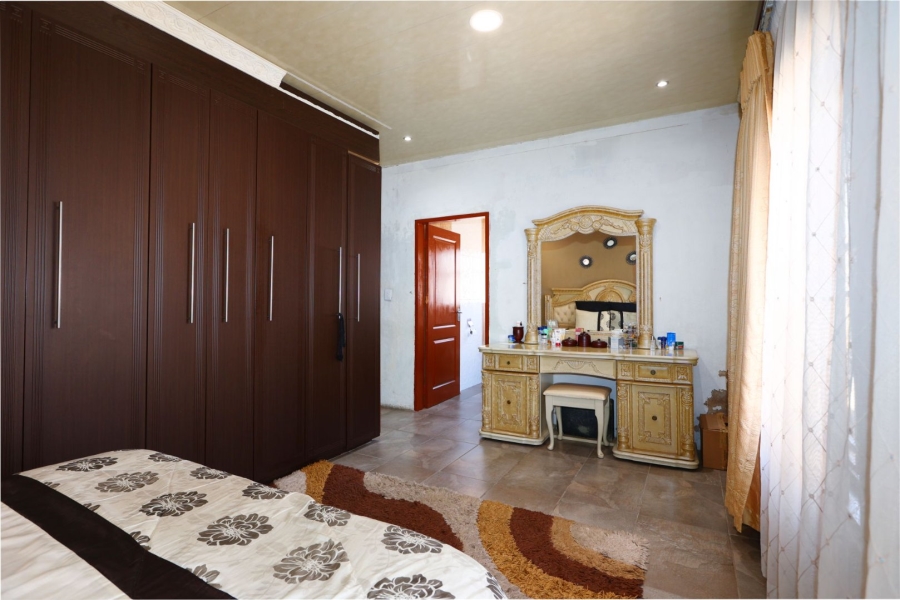 3 Bedroom Property for Sale in Clayville East Gauteng