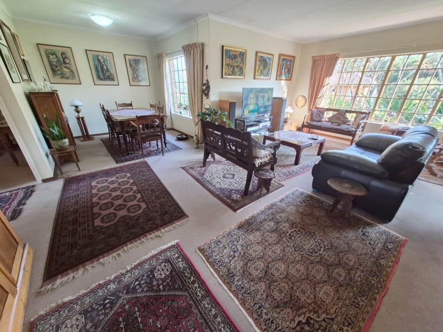 3 Bedroom Property for Sale in Faerie Glen Gauteng