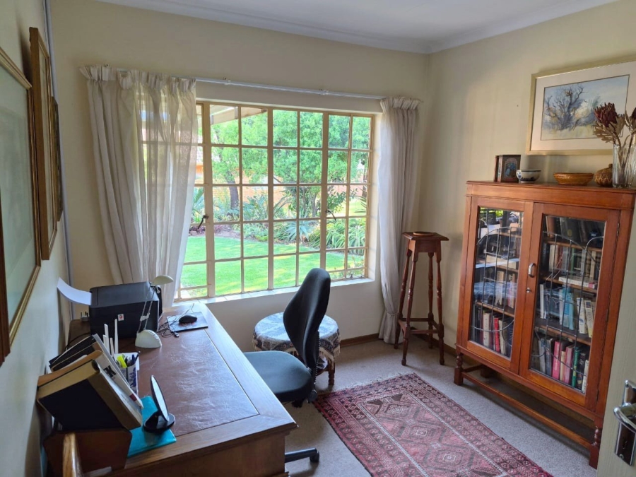 3 Bedroom Property for Sale in Faerie Glen Gauteng