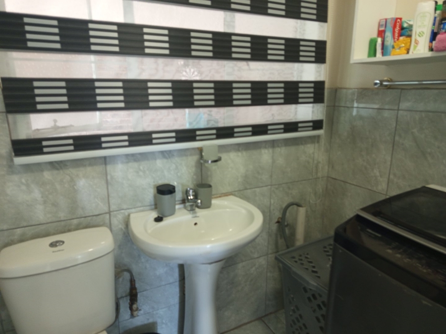 2 Bedroom Property for Sale in Florida Gauteng