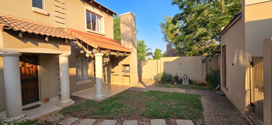 2 Bedroom Property for Sale in Noordhang Gauteng
