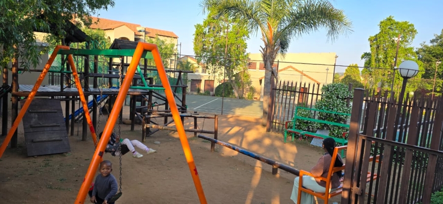 2 Bedroom Property for Sale in Noordhang Gauteng