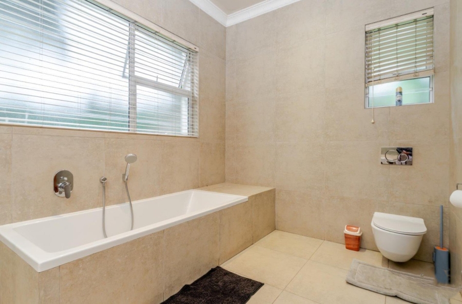 4 Bedroom Property for Sale in Bedfordview Gauteng