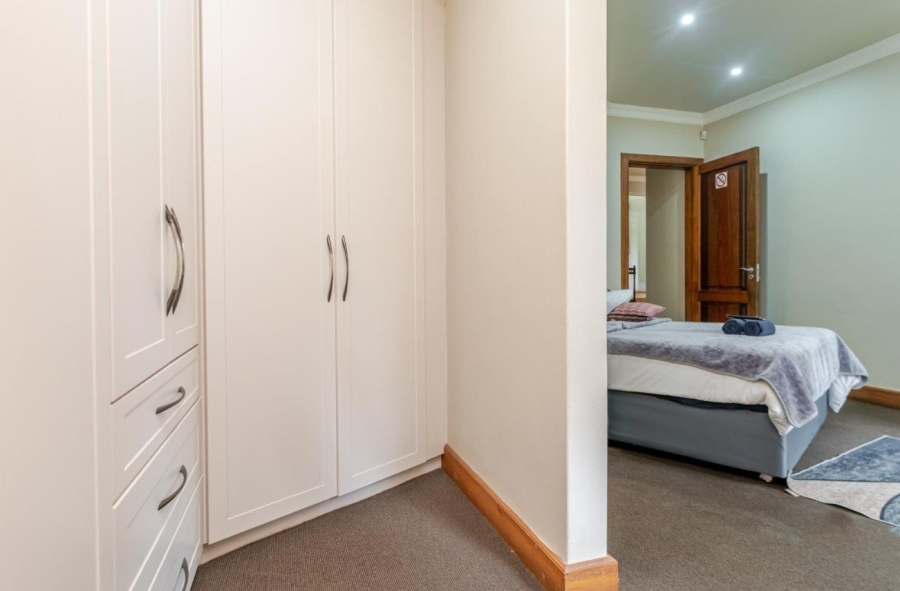 4 Bedroom Property for Sale in Bedfordview Gauteng