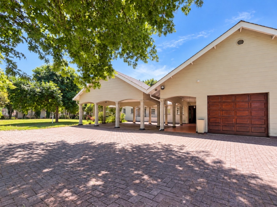 4 Bedroom Property for Sale in Three Rivers Proper Gauteng