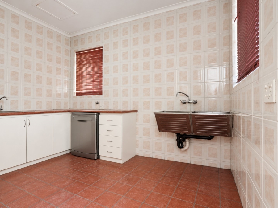 4 Bedroom Property for Sale in Three Rivers Proper Gauteng