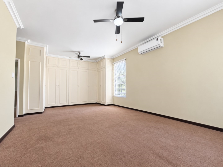 4 Bedroom Property for Sale in Three Rivers Proper Gauteng