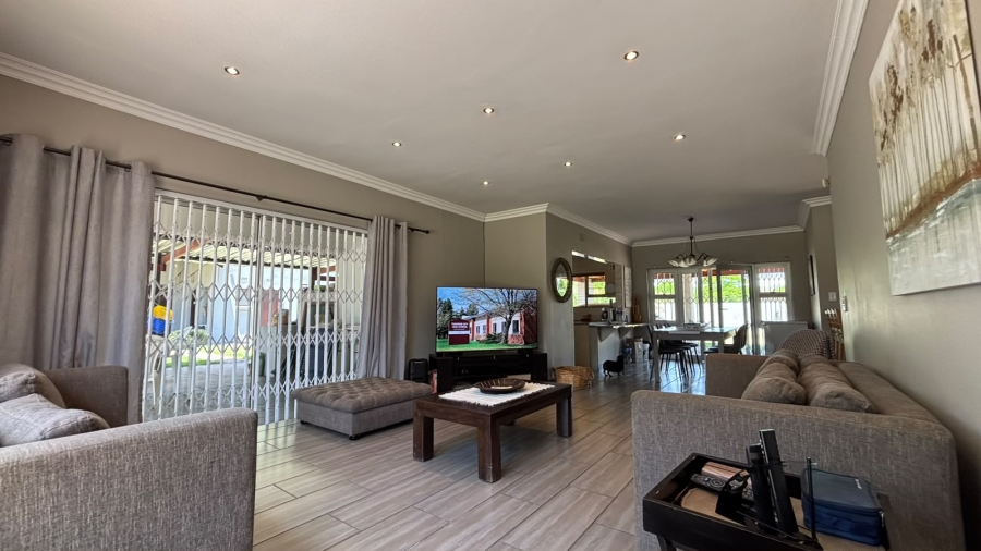3 Bedroom Property for Sale in Three Rivers Gauteng