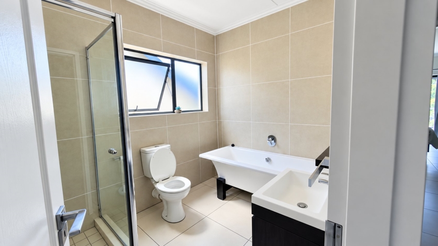 To Let 2 Bedroom Property for Rent in Kyalami Hills Gauteng