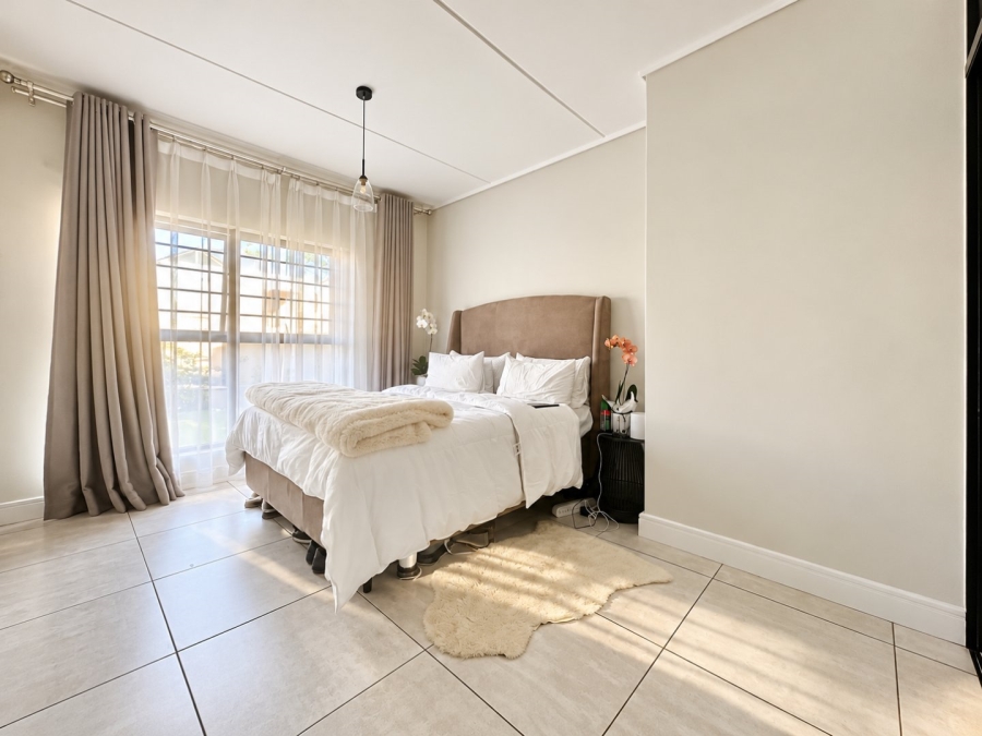To Let 3 Bedroom Property for Rent in Waterfall Gauteng