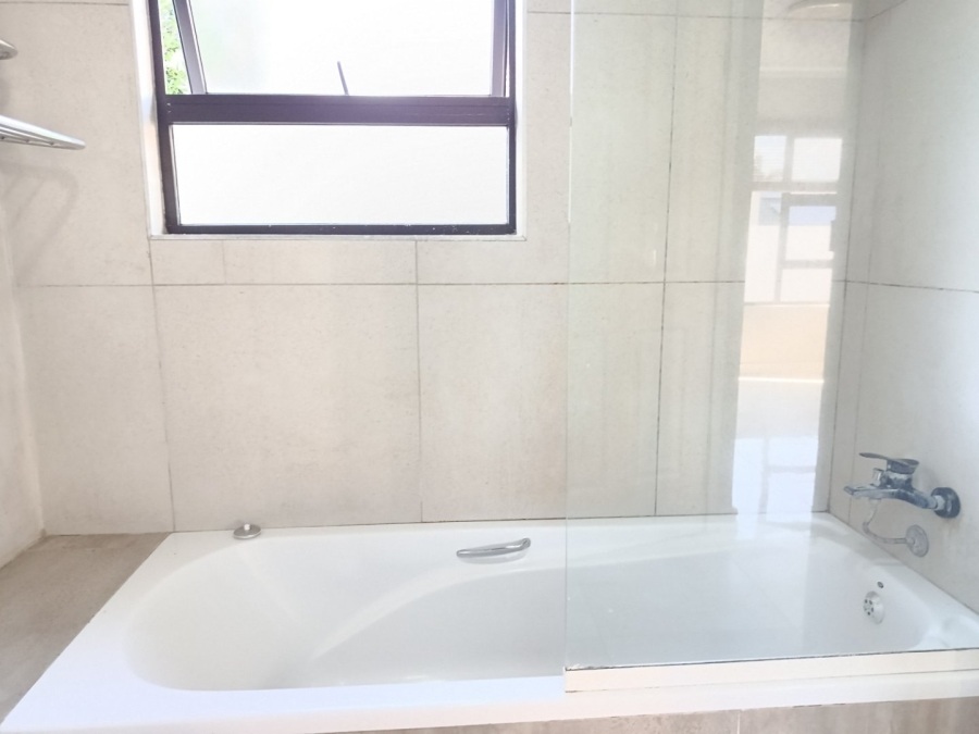 To Let 2 Bedroom Property for Rent in Heuweloord Gauteng