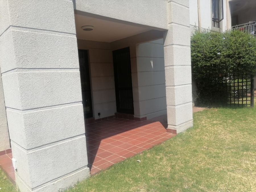 To Let 2 Bedroom Property for Rent in Noordwyk Gauteng