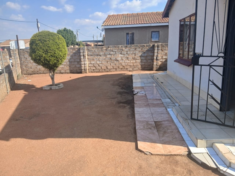 2 Bedroom Property for Sale in Soshanguve East Ext 6 Gauteng