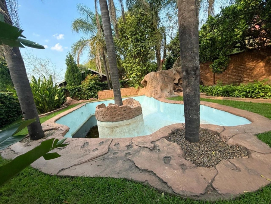 To Let 5 Bedroom Property for Rent in Moreleta Park Gauteng