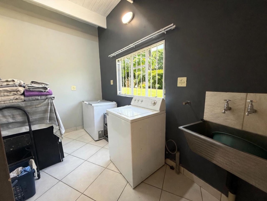 To Let 5 Bedroom Property for Rent in Moreleta Park Gauteng