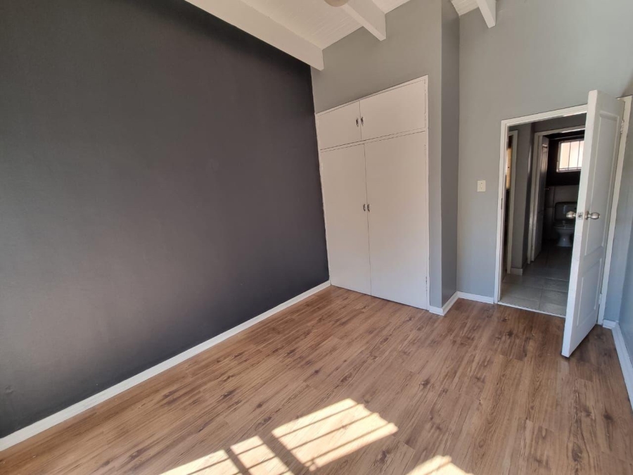 To Let 5 Bedroom Property for Rent in Moreleta Park Gauteng