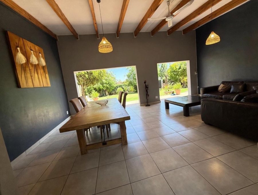 To Let 5 Bedroom Property for Rent in Moreleta Park Gauteng