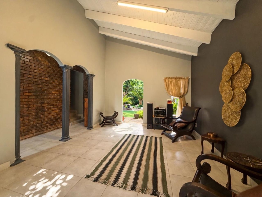To Let 5 Bedroom Property for Rent in Moreleta Park Gauteng