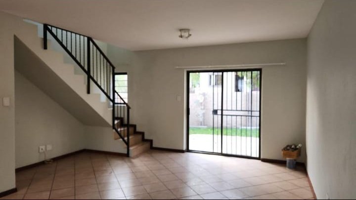 2 Bedroom Property for Sale in Halfway Gardens Gauteng