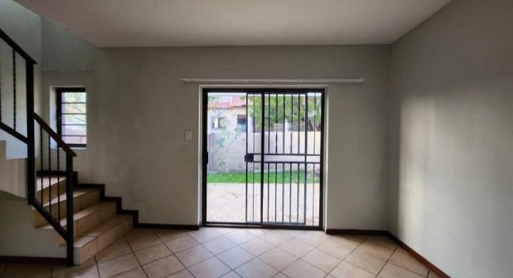 2 Bedroom Property for Sale in Halfway Gardens Gauteng