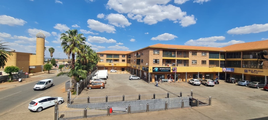 To Let 3 Bedroom Property for Rent in Lenasia Ext 1 Gauteng