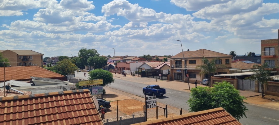 To Let 3 Bedroom Property for Rent in Lenasia Ext 1 Gauteng