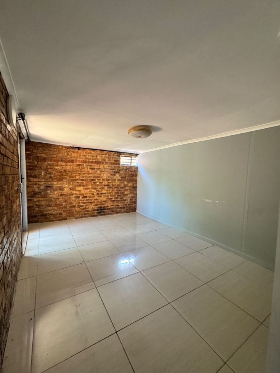 To Let 3 Bedroom Property for Rent in Halfway Gardens Gauteng