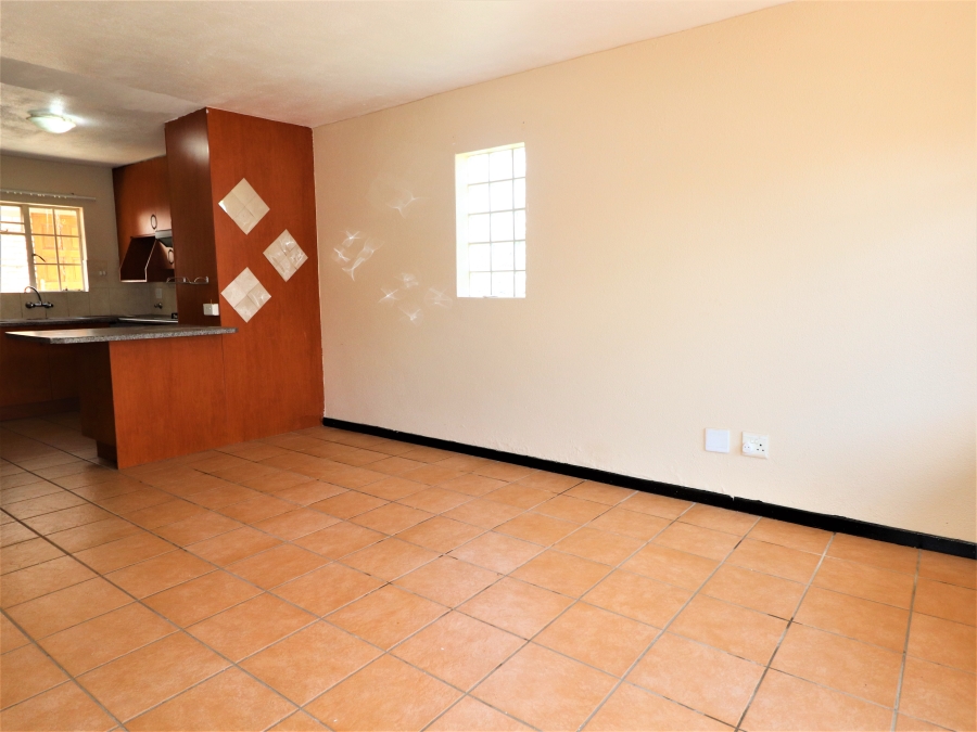 To Let 2 Bedroom Property for Rent in Birchleigh Gauteng