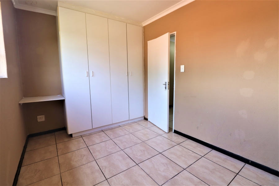 To Let 2 Bedroom Property for Rent in Birchleigh Gauteng