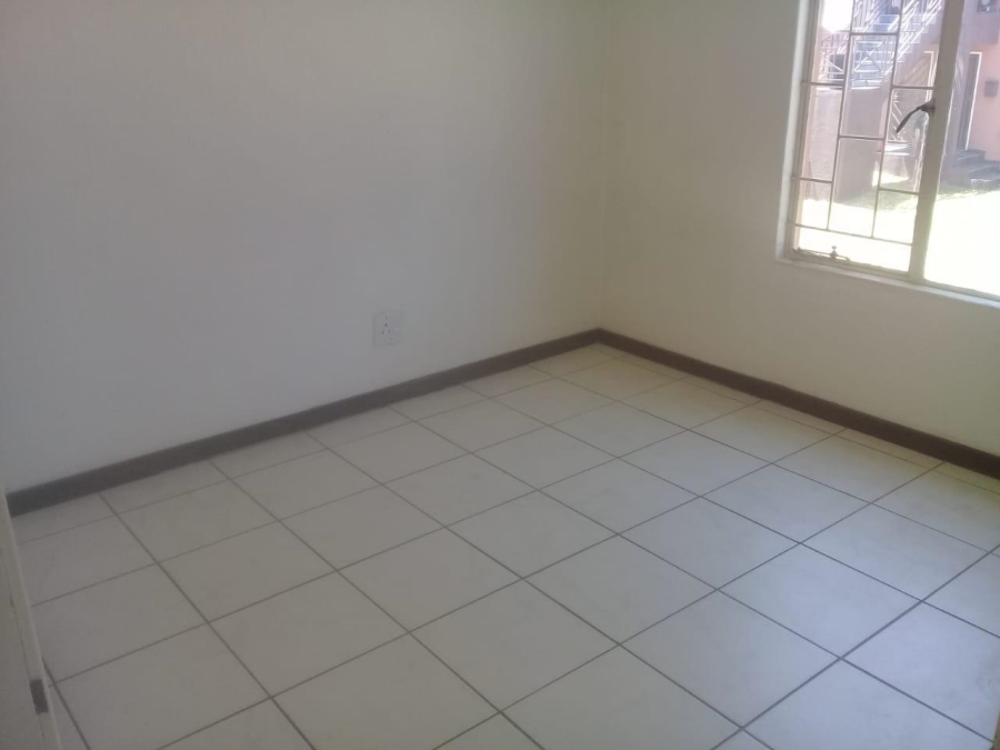 To Let 2 Bedroom Property for Rent in Terenure Gauteng