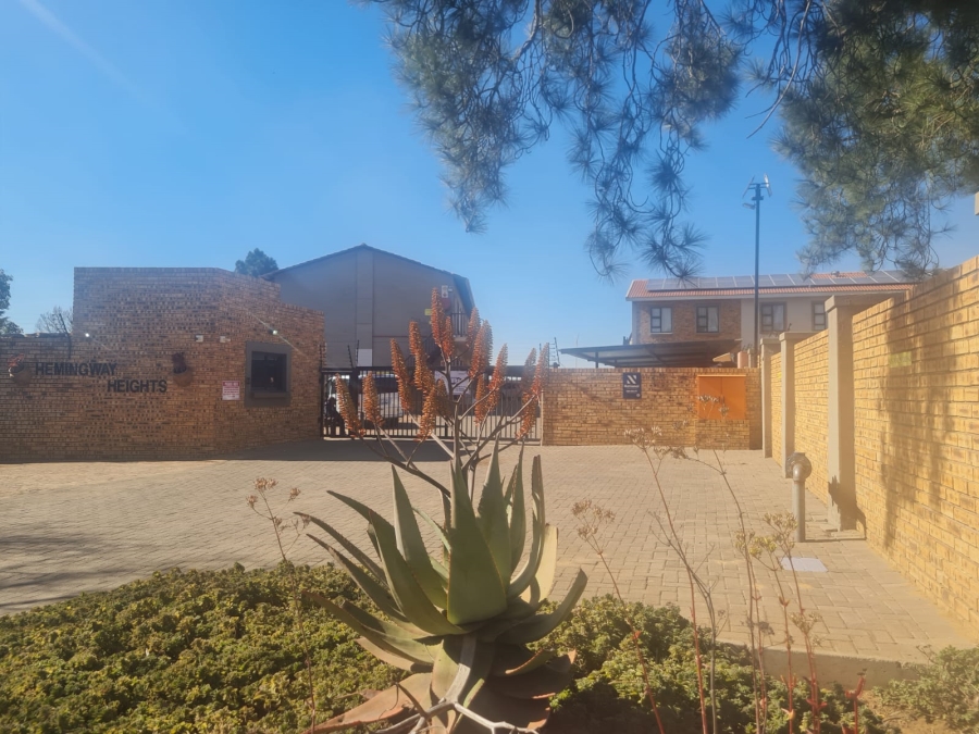 To Let 2 Bedroom Property for Rent in Vanderbijlpark CW 5 Gauteng