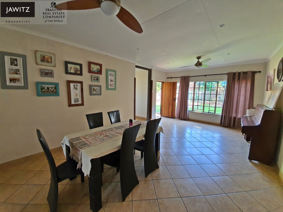 To Let 4 Bedroom Property for Rent in Zwartkop Gauteng