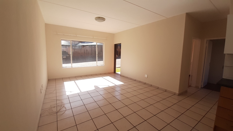 2 Bedroom Property for Sale in Meredale Gauteng