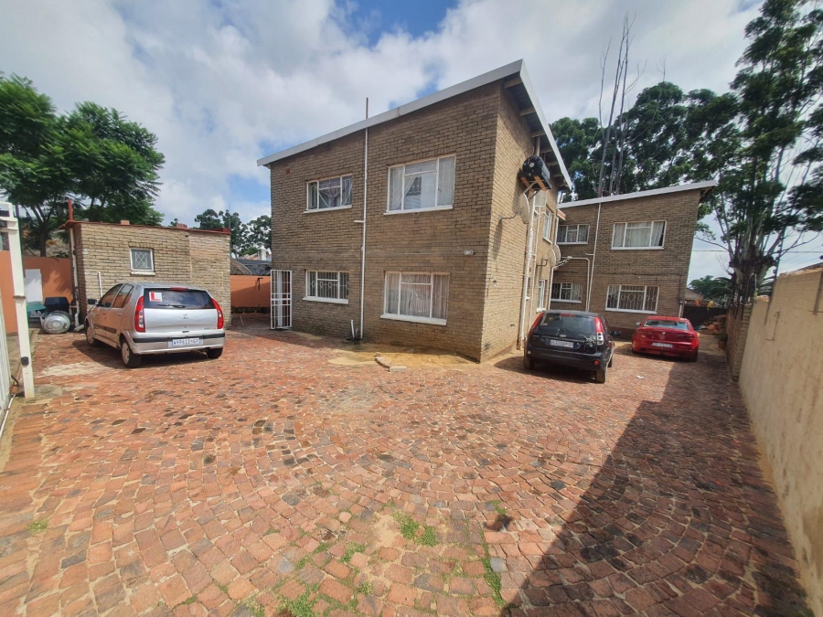 To Let 2 Bedroom Property for Rent in Turffontein Gauteng