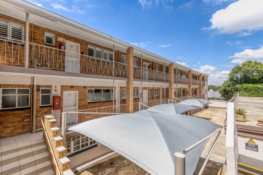 To Let 1 Bedroom Property for Rent in Northcliff Gauteng