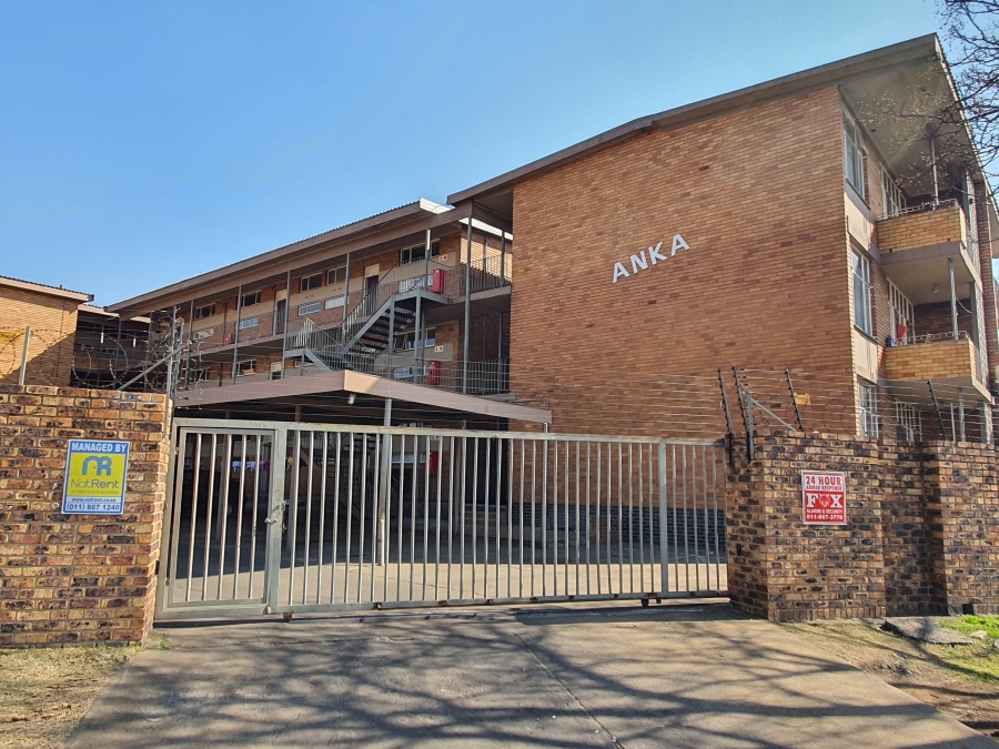 To Let 2 Bedroom Property for Rent in Randhart Gauteng
