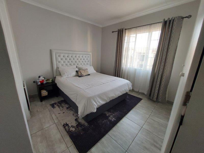 To Let 2 Bedroom Property for Rent in Noordhang Gauteng