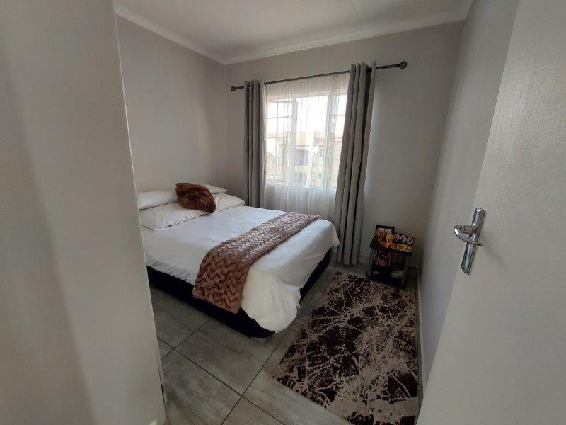 To Let 2 Bedroom Property for Rent in Noordhang Gauteng