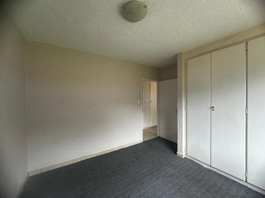 To Let 2 Bedroom Property for Rent in Kenleaf Gauteng