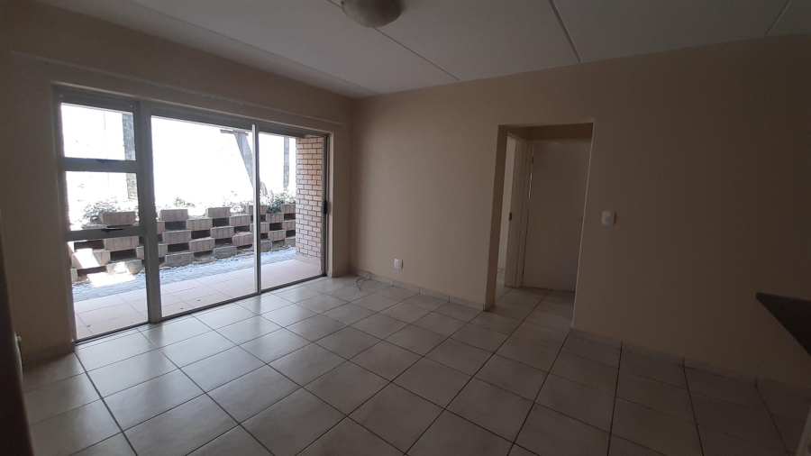 To Let 3 Bedroom Property for Rent in Radiokop Gauteng