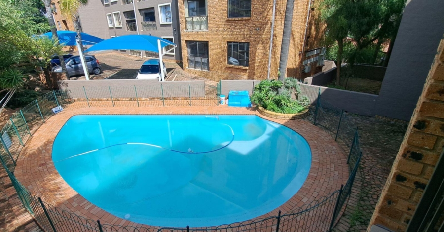 2 Bedroom Property for Sale in Mulbarton Gauteng