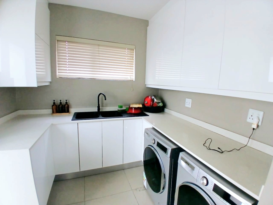 3 Bedroom Property for Sale in Blue Valley Golf Estate Gauteng