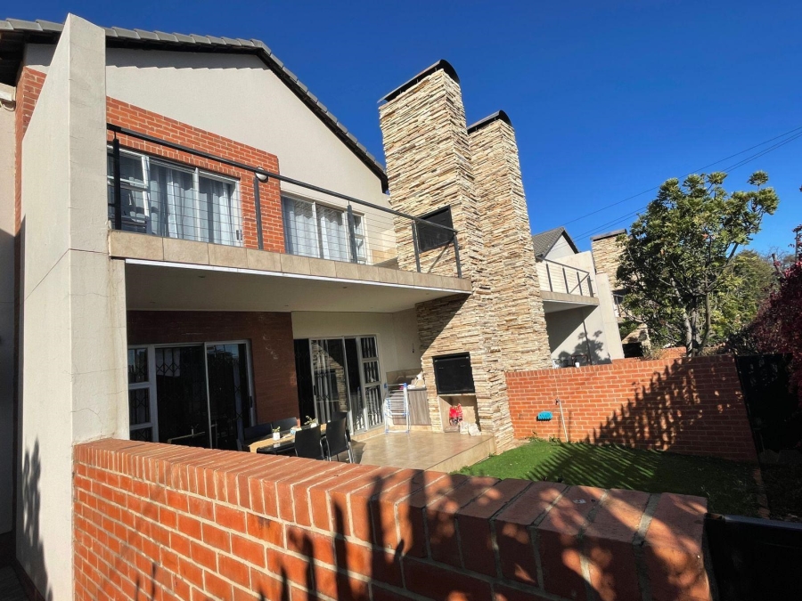 To Let 3 Bedroom Property for Rent in Lynnwood Gauteng