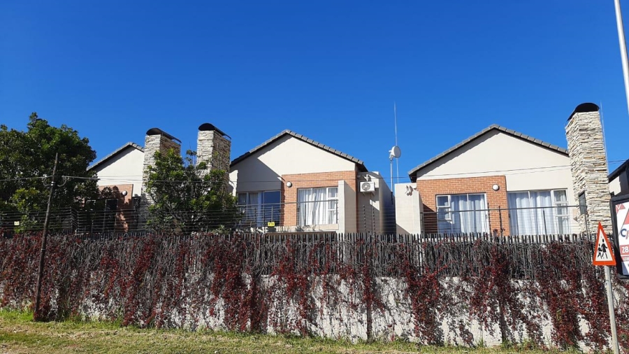 To Let 3 Bedroom Property for Rent in Lynnwood Gauteng