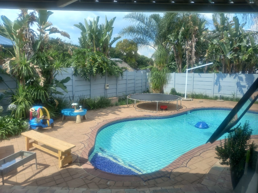 4 Bedroom Property for Sale in Randhart Gauteng